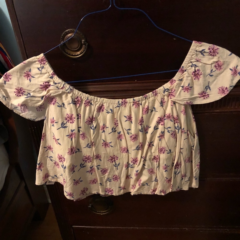Top - Picture 2 of 3